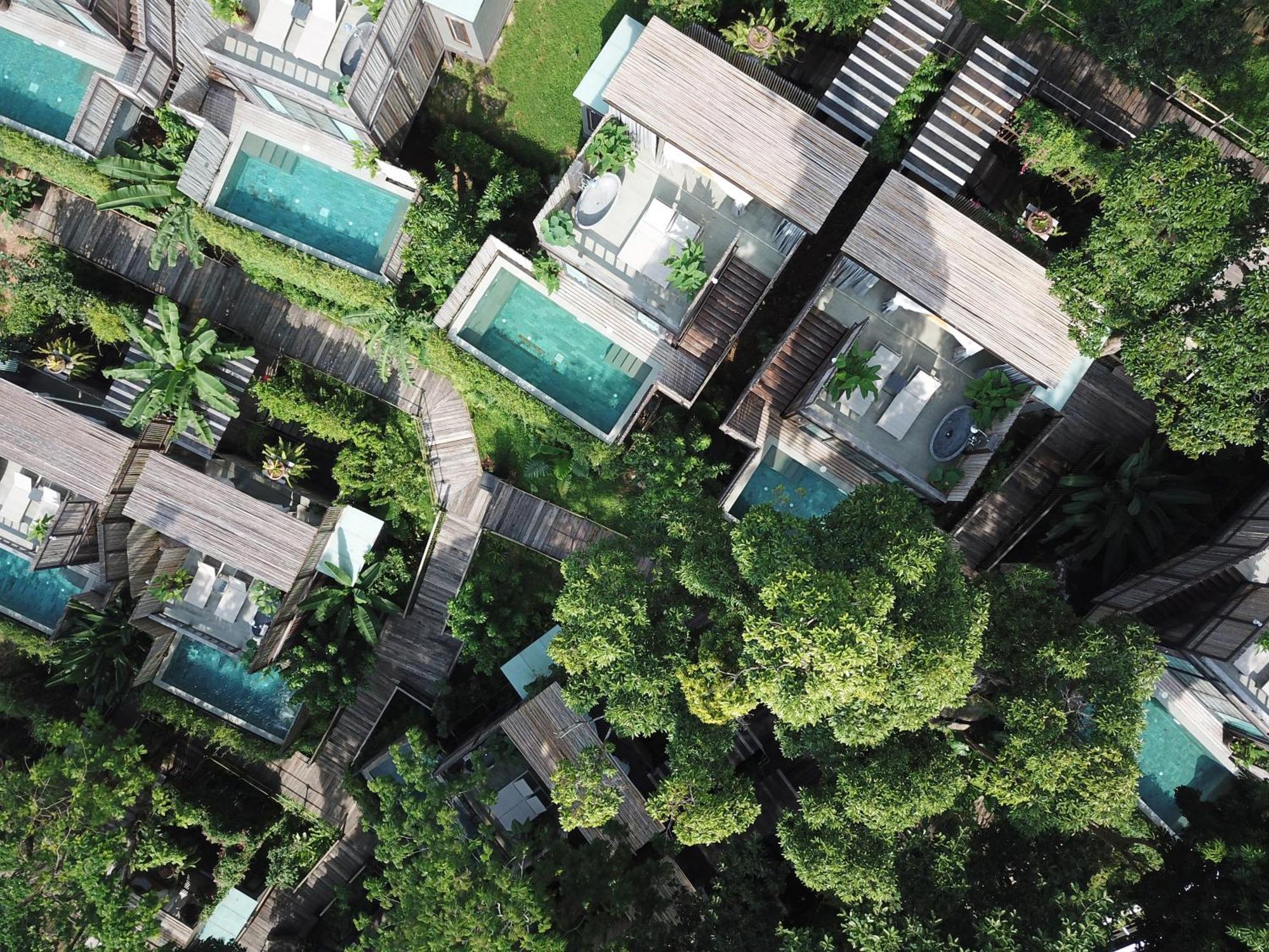 Dinso Resort & Villas Phuket, Vignette Collection, An Ihg Hotel Patong Exterior foto